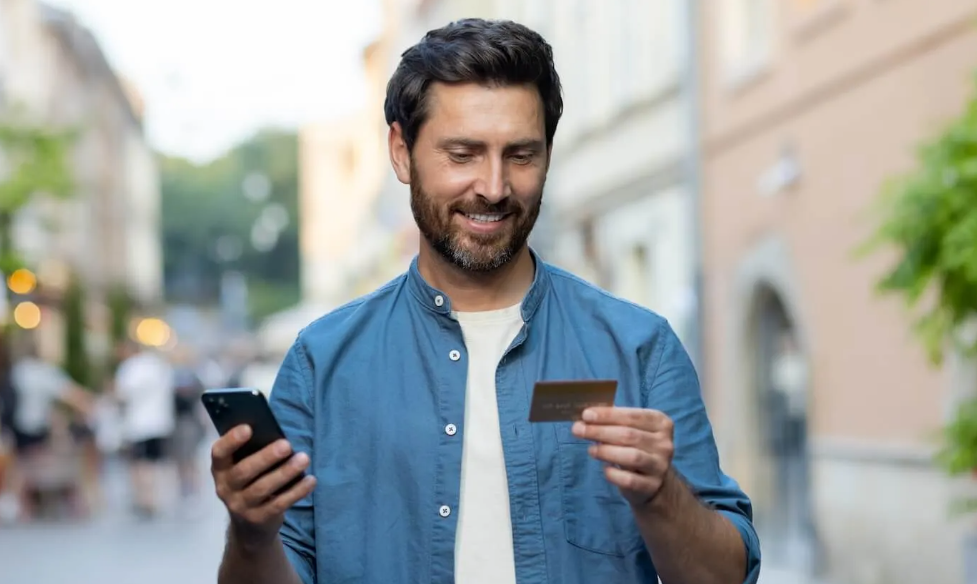 Maximizing Benefits Through Smart Use of Reward Cards